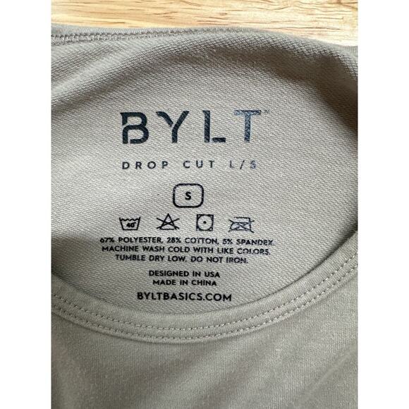 BYLT Men's Dropcut Long Sleeve Shirt, Size S, EUC - Picture 3 of 5